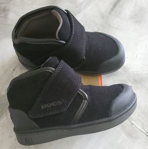 BOGS Sammy Waterproof  sneakers infant size 8